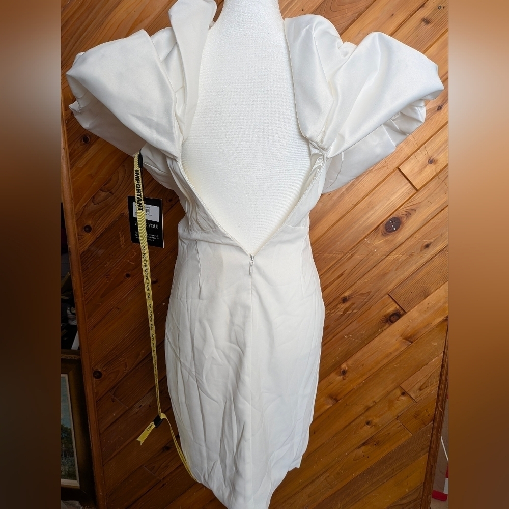 Alieva Elegant Strapless White Dress Size Small - Picture 5 of 7